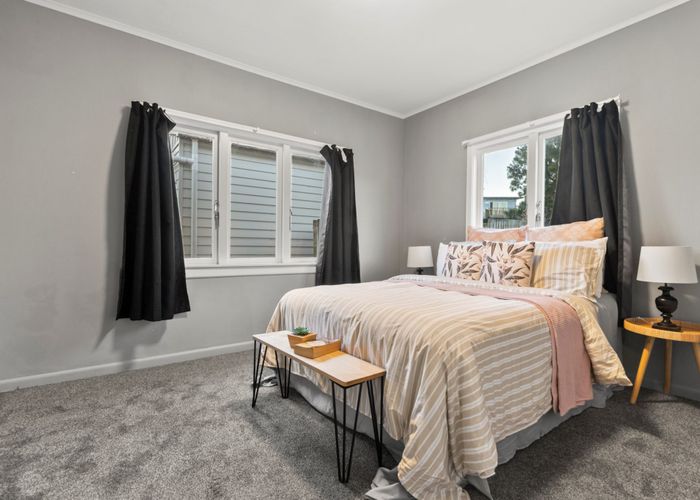  at 42A Evans Road, Weymouth, Auckland