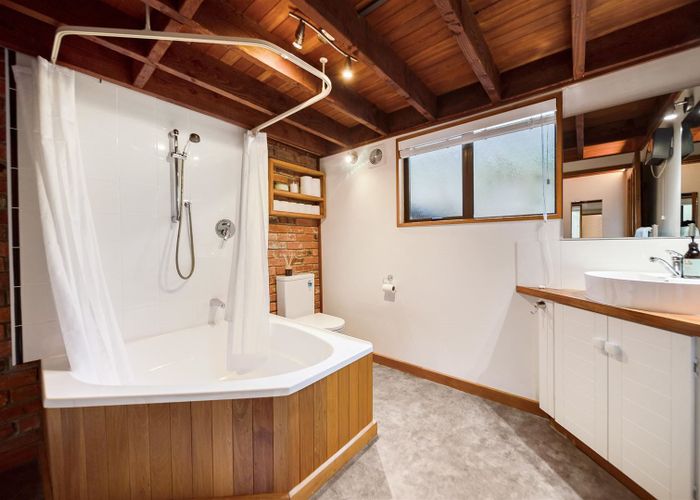  at 24B McKerrow Place, Sunshine Bay, Queenstown