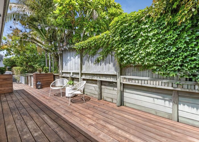  at 2/34 Howe Street, Howick, Manukau City, Auckland