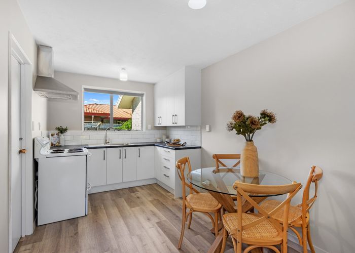  at 3/16 Leslie Street, Upper Riccarton, Christchurch