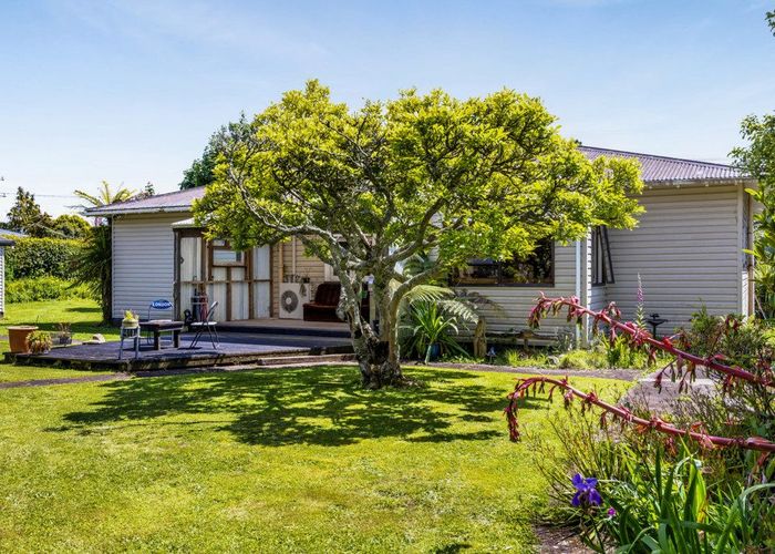  at 9 - 11 Bridger Place, Eltham, South Taranaki, Taranaki
