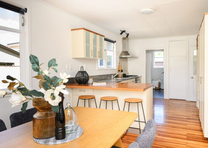  at 12 Conway Place, Terrace End, Palmerston North
