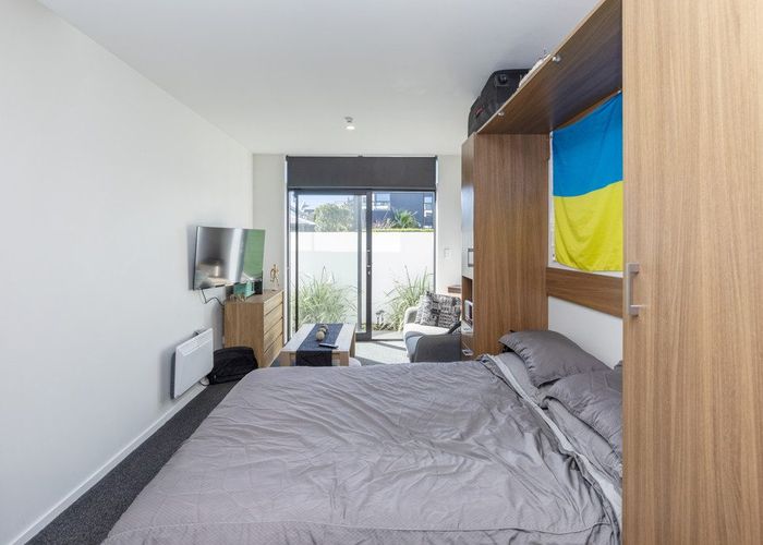  at 2/341 Madras Street, City Centre, Christchurch City, Canterbury
