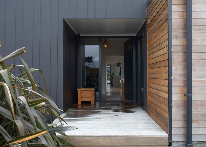  at 35 Paetawa Road, Peka Peka, Waikanae