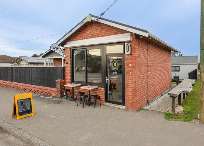  at 77 Main Road, Fairfield, Dunedin, Otago