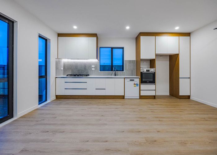  at 8 Ihi Place, Drury, Papakura, Auckland