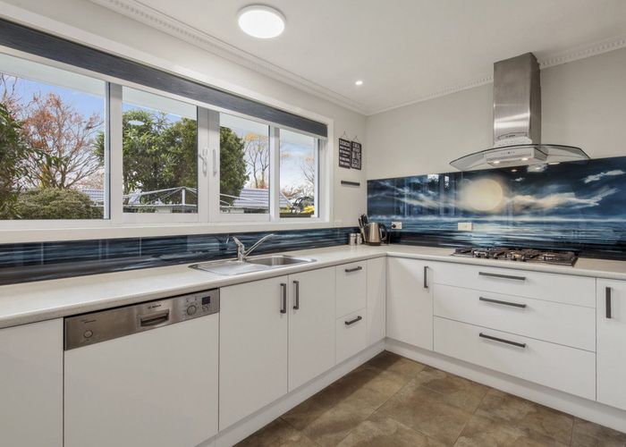  at 17 Hillcrest Place, Avonhead, Christchurch