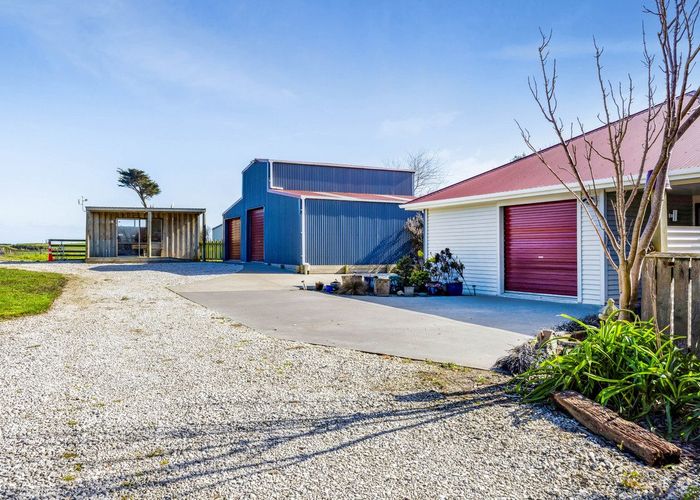 Free property data for 153 Kakaramea Road, Patea homes.co.nz