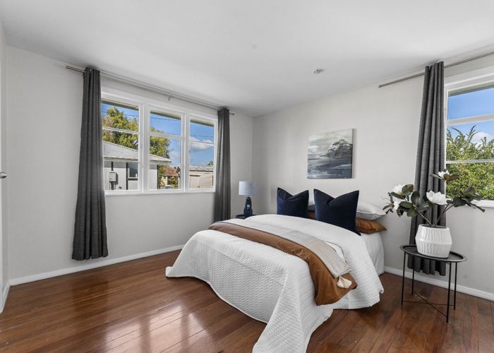  at 82 Vine Street, Mangere East, Manukau City, Auckland
