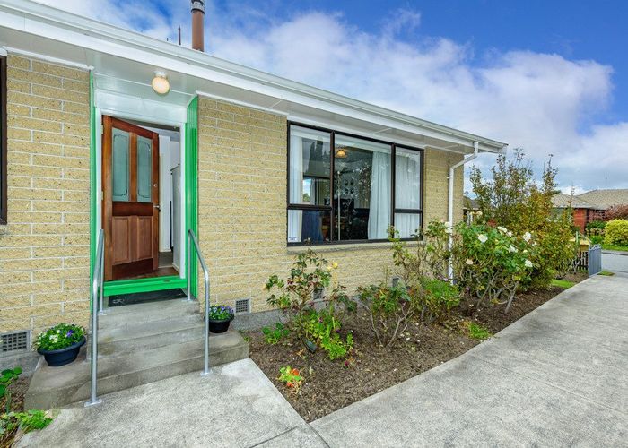  at 40 Fern Drive, Halswell, Christchurch City, Canterbury