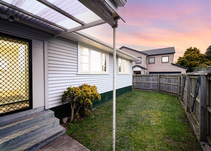  at 3 Fleming Street, Manurewa East, Manukau City, Auckland
