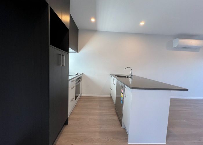  at 7 Whati Lane, Henderson, Waitakere City, Auckland