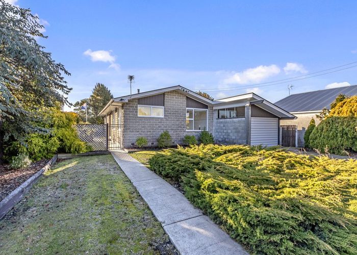  at 174 Beach Road, North New Brighton, Christchurch