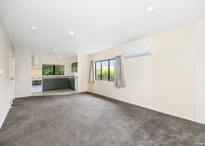  at 15 Lawford Place, Mangere, Manukau City, Auckland