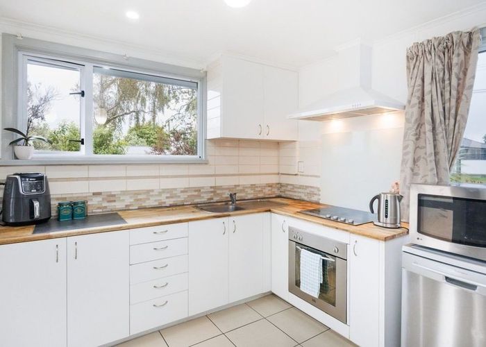  at 30 Pharazyn Street, Feilding, Feilding