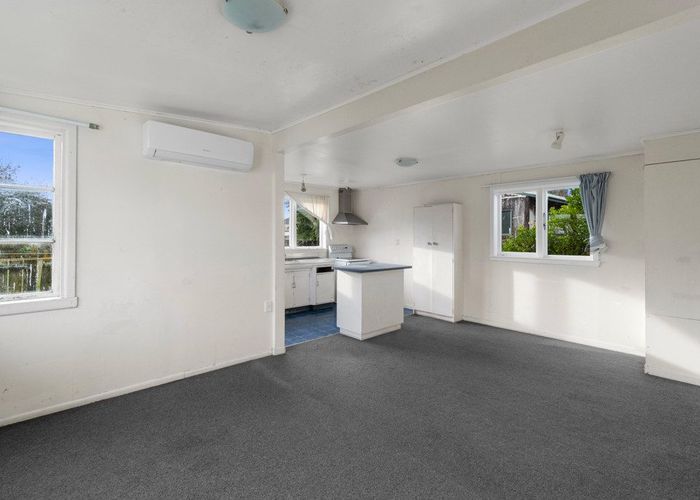  at 57A Marshall Street, Fairfield, Hamilton