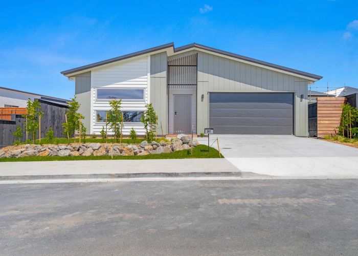 at 381 Te Taruna Drive, Milldale, Rodney, Auckland