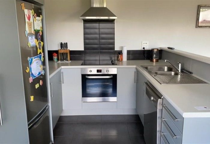  at 10 Bathurst Crescent, Pyes Pa, Tauranga