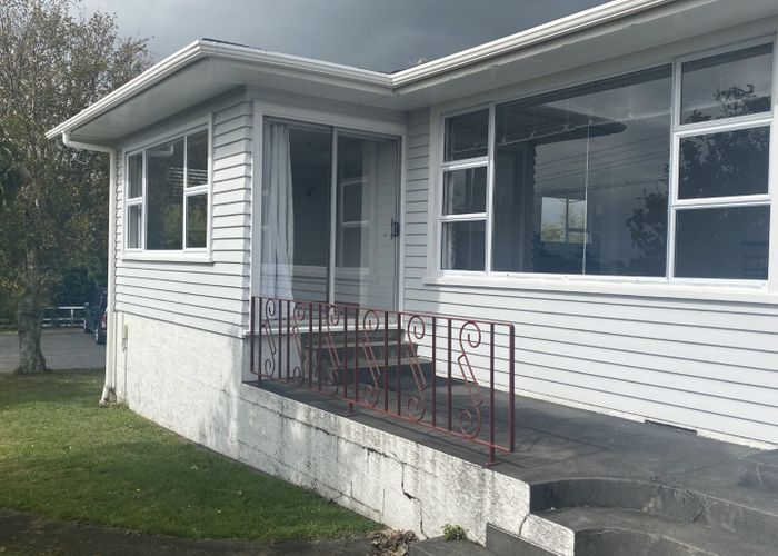  at 42 Awanui Street, Merrilands, New Plymouth, Taranaki