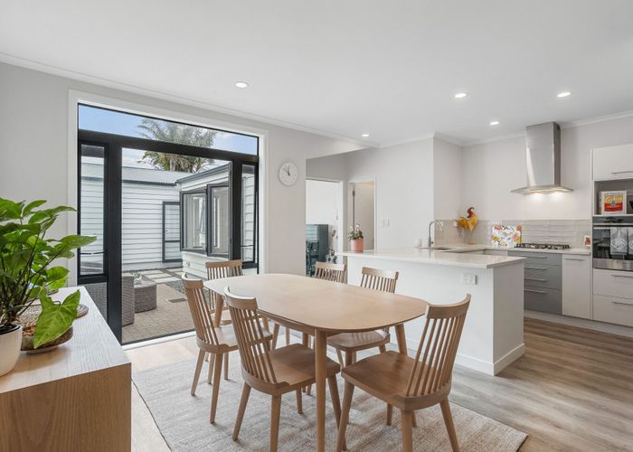  at 34 Gunner Drive, Te Atatu Peninsula, Waitakere City, Auckland