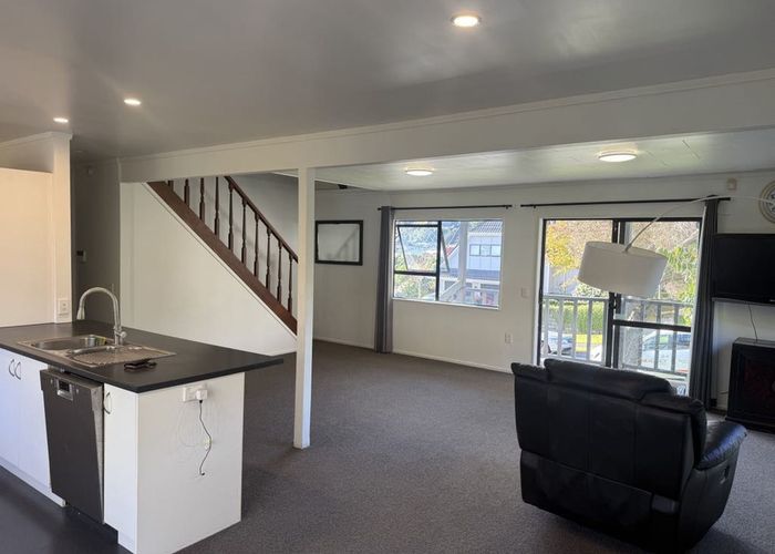  at 6 Kinnel Grove, Papakowhai, Porirua, Wellington