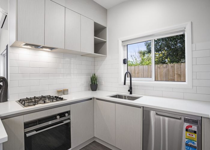 at 30D Ferguson Street, Manurewa East, Auckland
