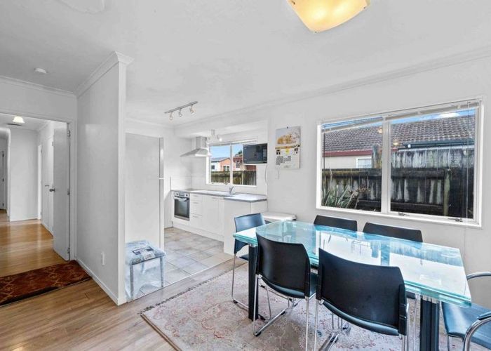  at 10 Portrush Lane, Takanini, Papakura, Auckland