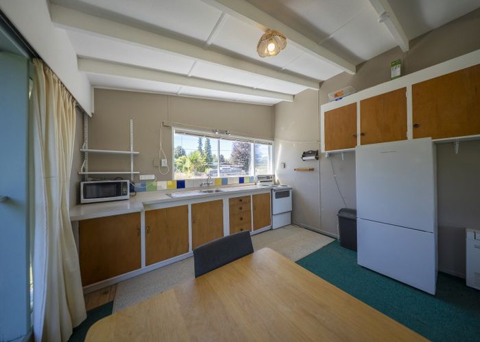  at 36 HOME ST, Manapouri, Manapouri
