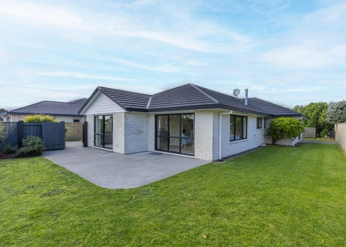  at 84 The Drive, Paraparaumu Beach, Paraparaumu
