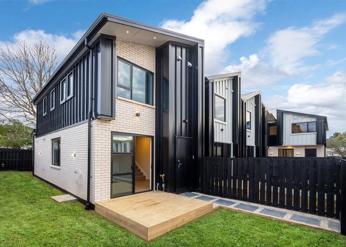  at Lot 3/9 Blanes Road, Weymouth, Manukau City, Auckland