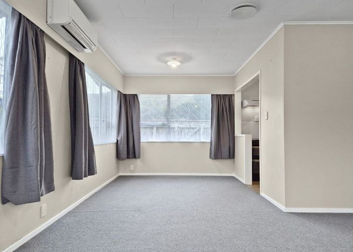  at 32 Matthews Road, Wainuiomata, Lower Hutt, Wellington