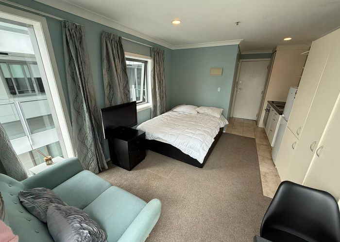  at 422/35 Hobson Street, Auckland Central, Auckland