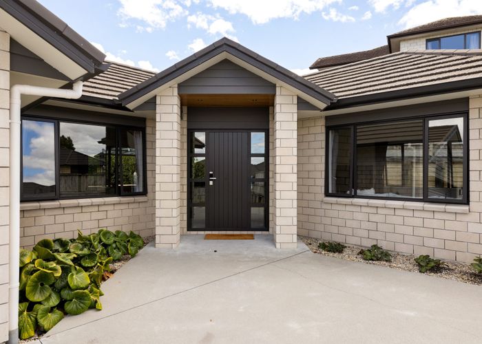  at 7 Northbrook Glen, Flagstaff, Hamilton