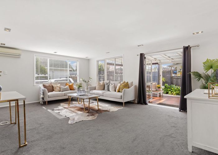  at 45 Oakley Avenue, Waterview, Auckland City, Auckland