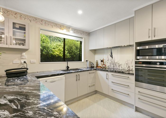  at 23B Thatcher Crescent, Crofton Downs, Wellington