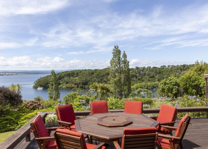  at 894 Acacia Bay Road, Acacia Bay, Taupo, Waikato