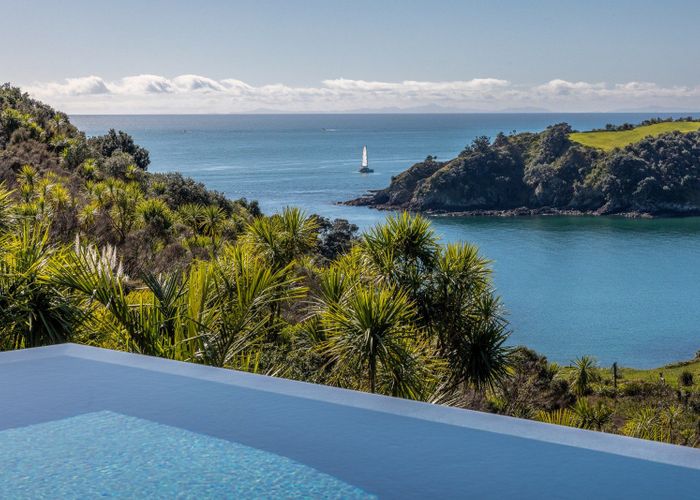 For sale 209 Delamore Drive, Oneroa, Waiheke Island, Auckland homes