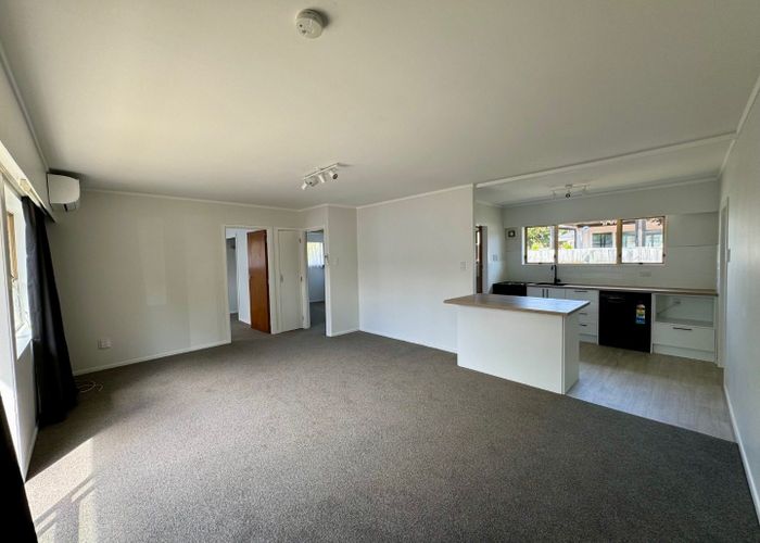 For rent 13A Royal Arch Place, Rosehill, Papakura, Auckland homes.co.nz