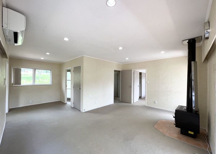  at 2/66 Bentley Avenue, Glenfield, North Shore City, Auckland