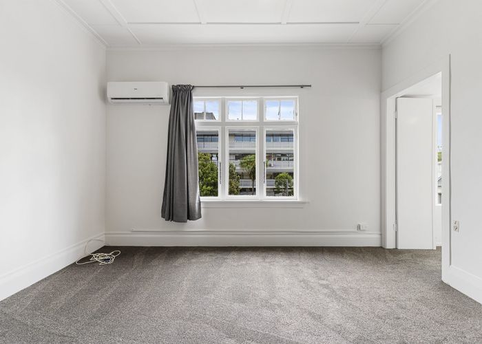  at 2/5 Park Avenue, Grafton, Auckland City, Auckland