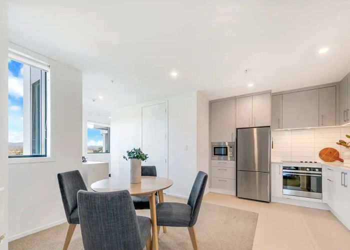  at 105/6 Waikumete Road, Glen Eden, Waitakere City, Auckland