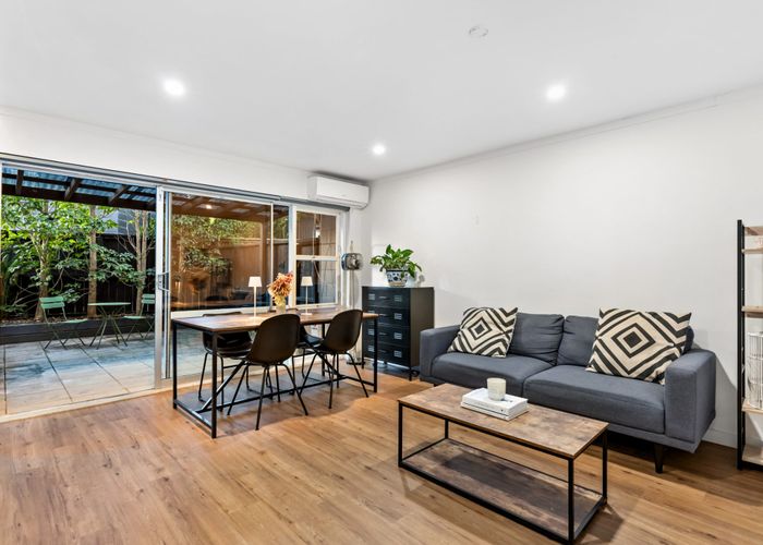  at 2/32B Ballarat Street, Ellerslie, Auckland City, Auckland
