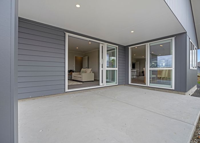  at 32 Costello Drive, Ngatea, Hauraki, Waikato