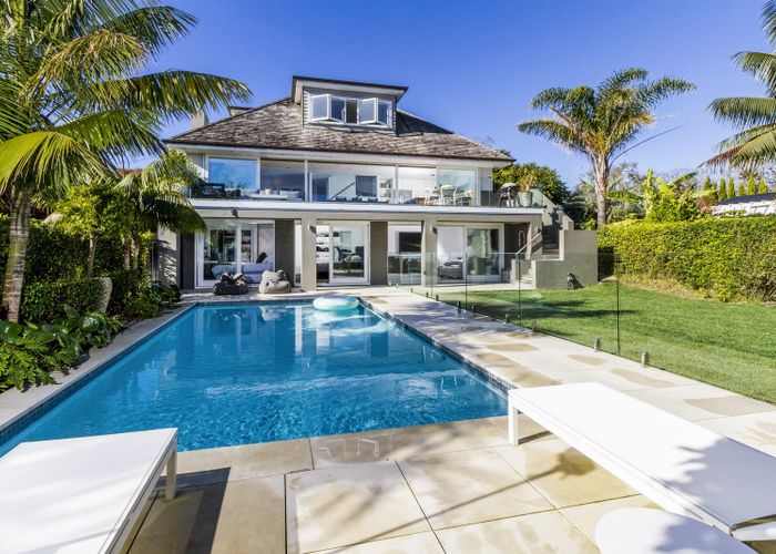  at 306 Hurstmere Road, Takapuna, Auckland