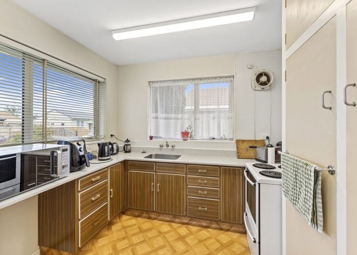  at 15 Torrens Road, Hillmorton, Christchurch