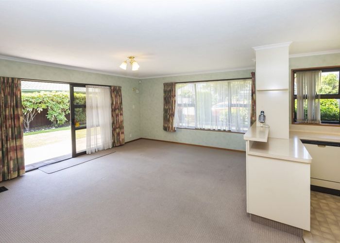  at 2b Thorrington Road, Cashmere, Christchurch City, Canterbury