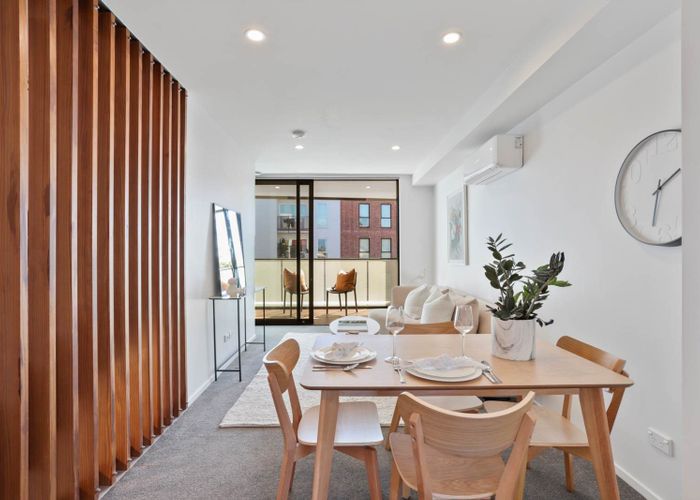  at 1824 Great North Road, Avondale, Auckland City, Auckland