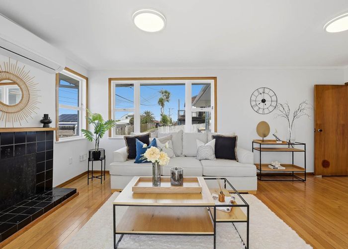  at 1/176 Chivalry Road, Glenfield, North Shore City, Auckland