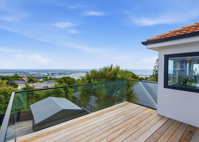  at 5B Madeley Road, Mount Pleasant, Christchurch City, Canterbury