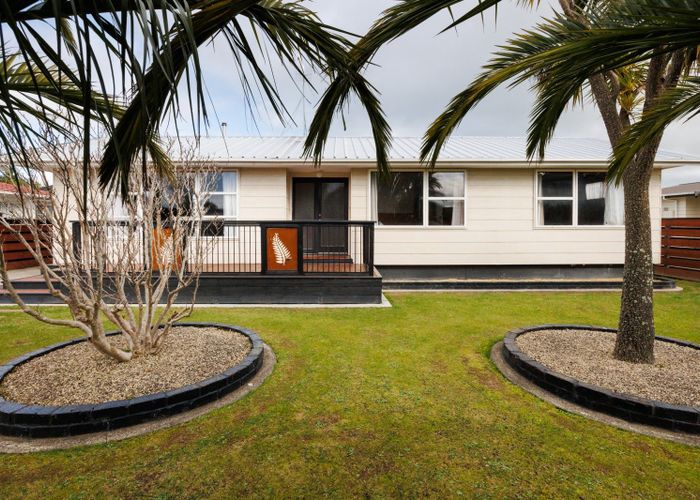  at 39 Somerset Crescent, Highbury, Palmerston North